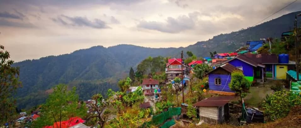 Mountain getaways around Darjeeling 