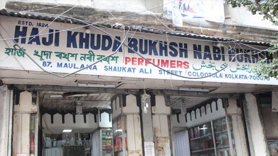 <p><em>The oldest attar shop in Burrabazar (Picture by Sourav Nandy)</em></p>