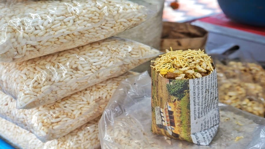 <p>Jhal Muri is a perfect snack, light but packs a punch.</p>