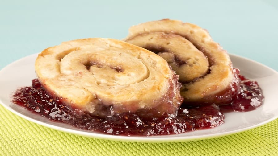 <p dir="ltr"><em>Jam Roly Poly (Shutterstock)</em></p>