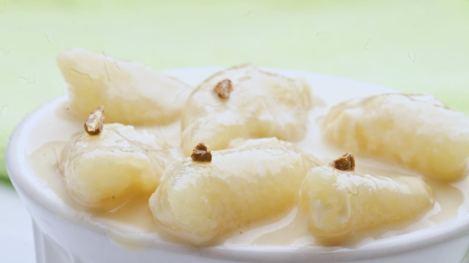 <p>Doodh Puli</p>