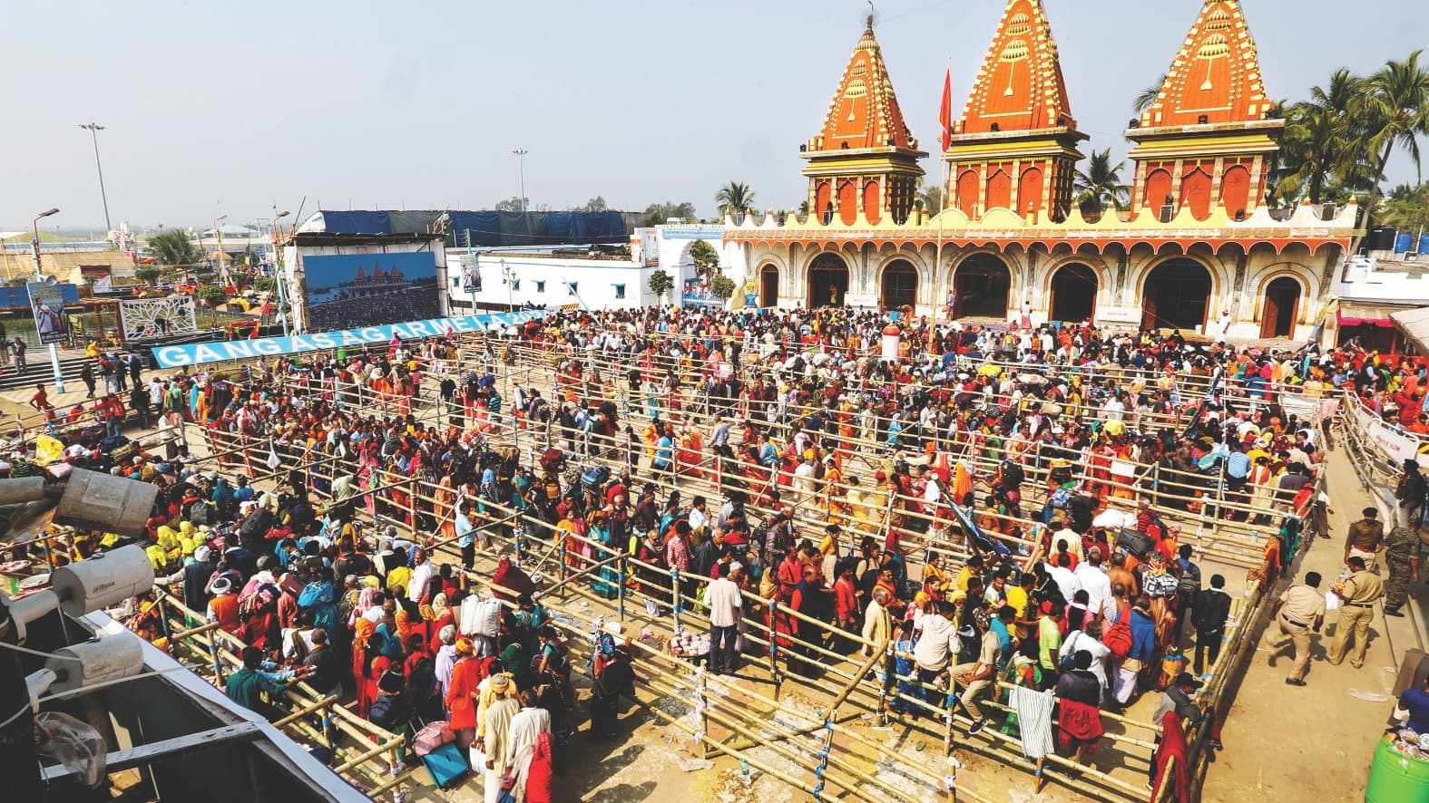 <p>Thousands of devotees gather at the sacred confluence for a holy dip.</p>