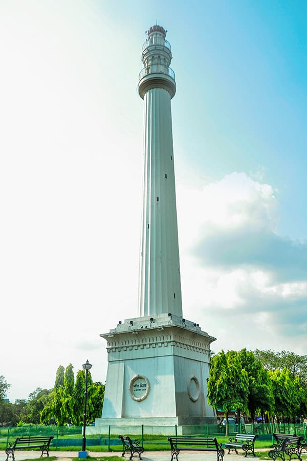<p>The Shaheed Minar was originally named the Ochterlony Monument. (Picture by Ushnish Jana, Wikimedia Commons)<br>&nbsp;</p>