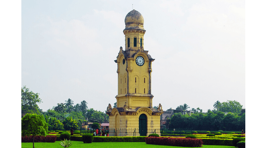 <p>Ghanta Ghar, the clock tower of Kila Nizamat.</p>