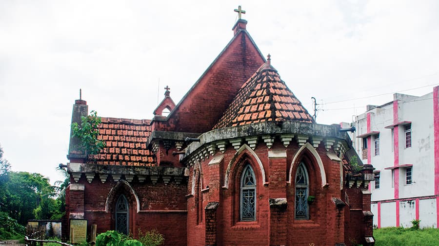 <p dir="ltr">The distinctive red-bricked Christ Church in Burdwan. (Picture by Rangan Datta)</p>