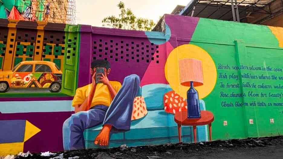 Art that tells stories on Kolkata’s walls 