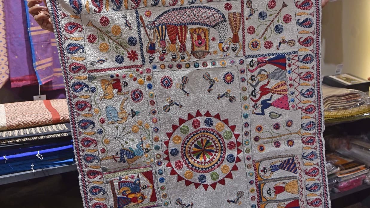 <p>The handloom collection celebrates Bengal's rich weaving traditions.</p>